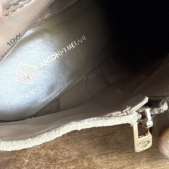 Antonio Melani Light Tan Suede Ankle Boots Size 10 Ash Cream Color Western Shoe - Picture 10 of 11